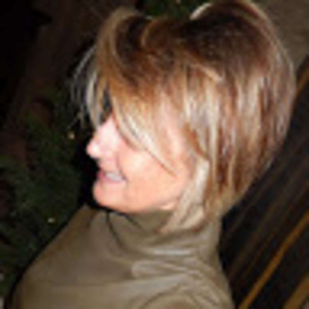 Meet your Posher, Leslie